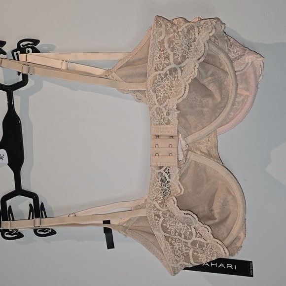 Tahari - 36C, Cream & Ballerina Pink Lace Underwire Bra, 2 Pack​​ - Picture 8 of 13